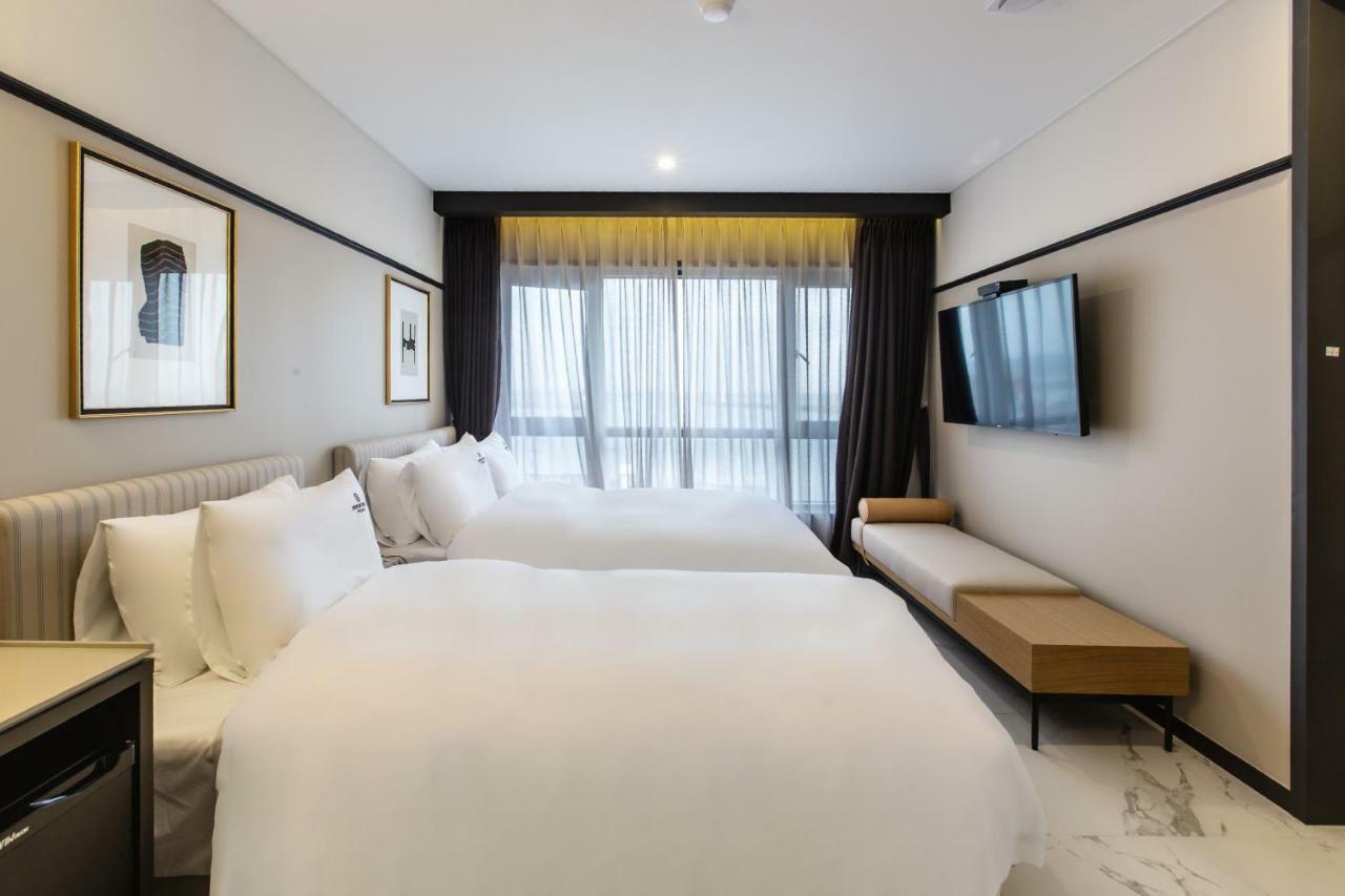 Hotel Brown Dot Gijang Yeonhwari Busan Esterno foto